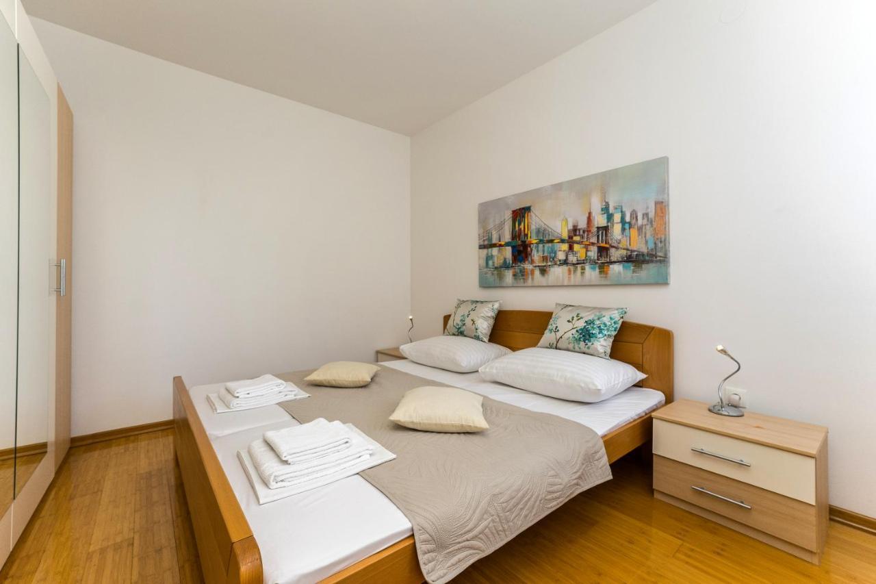 Summer Breeze Pool Apartments ノヴァリャ エクステリア 写真