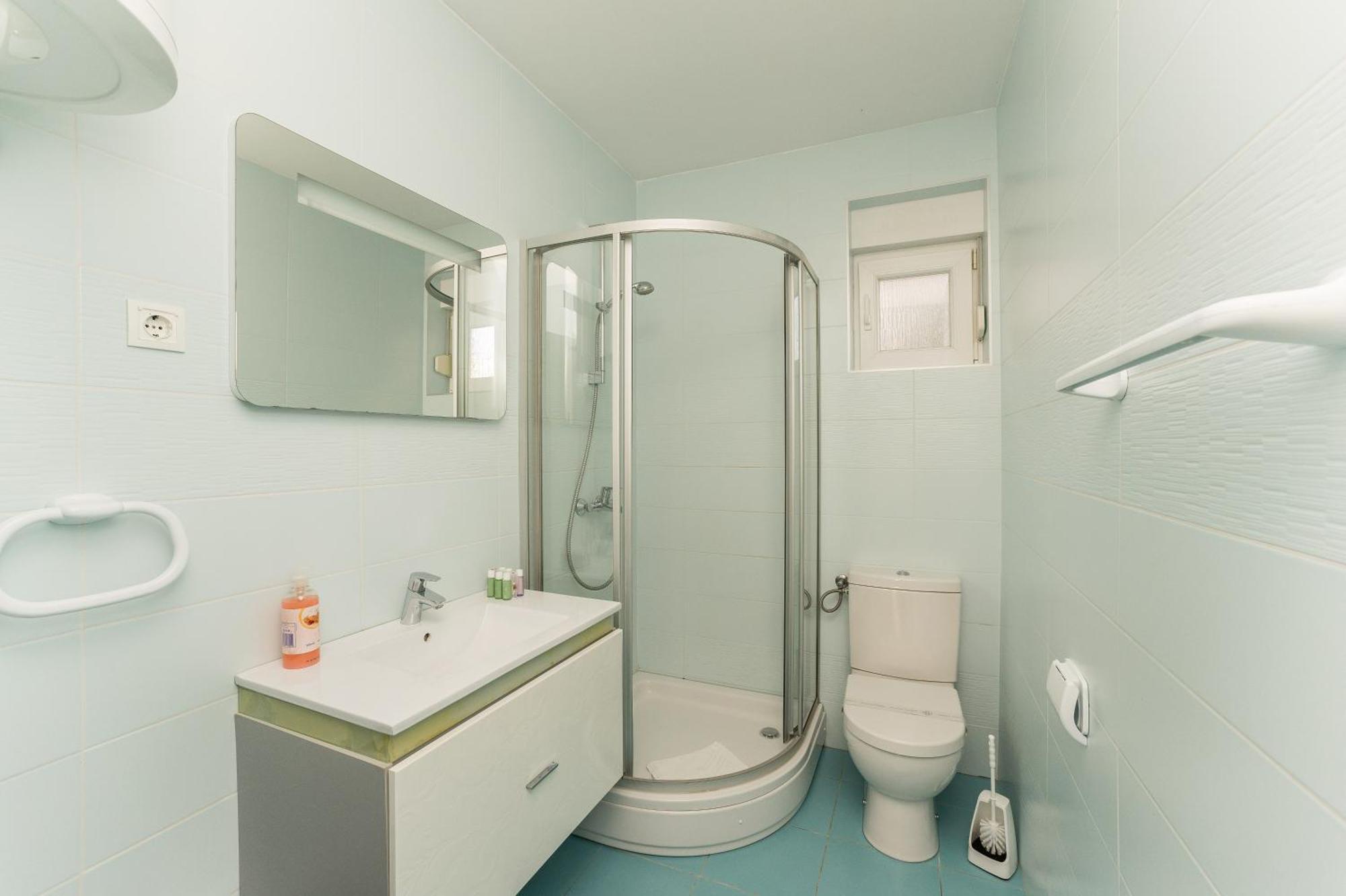 Summer Breeze Pool Apartments ノヴァリャ 部屋 写真